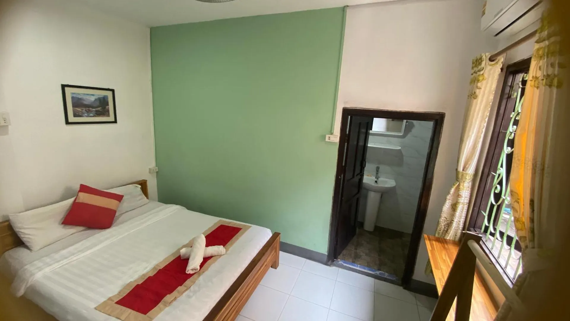 Villa Thavisouk Legend - Luang Prabang 2*,  Laos